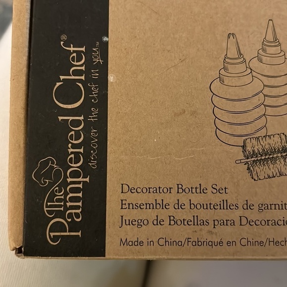 THE PAMPERED CHEF | brand new Decorator Bottle brush set - Picture 2 of 5